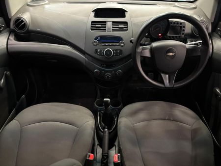 2011-Chevrolet-Spark-12-L_9