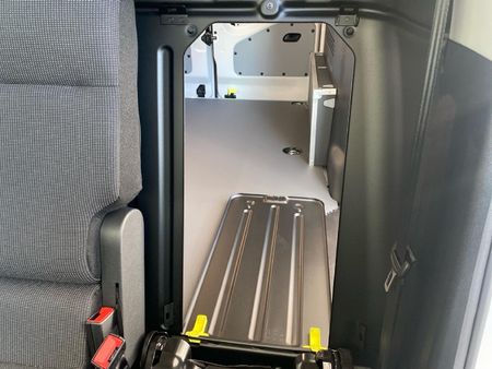 2026-Fiat-Doblo-Cargo-Maxi-16-MultiJet-Panel-Van_12