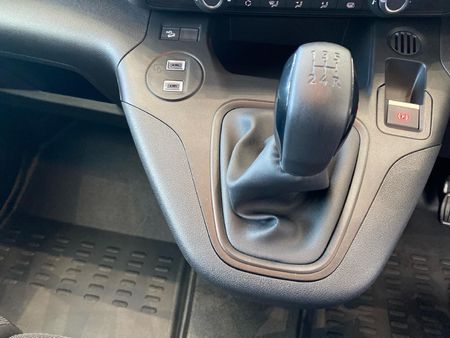 2026-Fiat-Doblo-Cargo-Maxi-16-MultiJet-Panel-Van_17