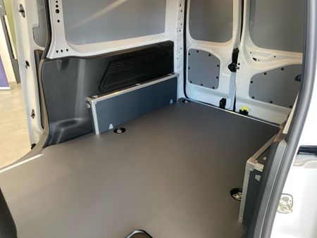 2026-Fiat-Doblo-Cargo-Maxi-16-MultiJet-Panel-Van_7