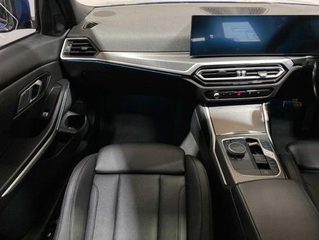 2024-BMW-3-Series-318i-M-Sport-Auto_10
