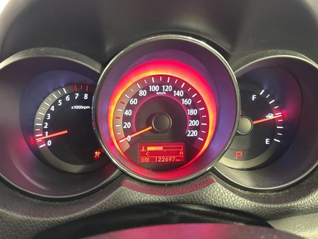 2012-Kia-Cerato-20-Koup-Auto_6