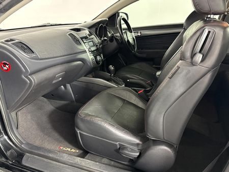 2012-Kia-Cerato-20-Koup-Auto_8