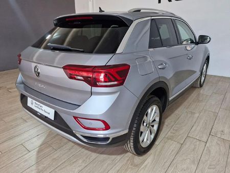 2024-Volkswagen-T-Roc-14-TSI-Design-Auto_8