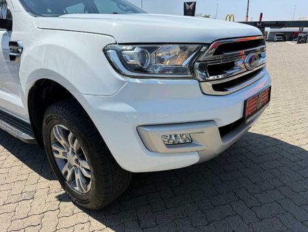 2017-Ford-Everest-32-TDCi-XLT-Auto_13