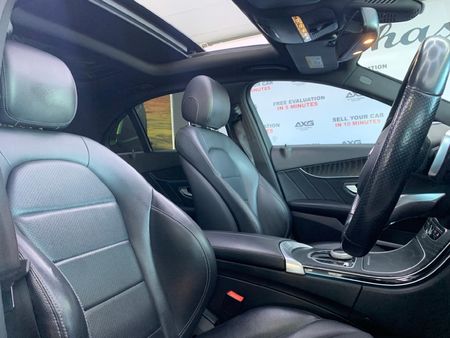 2018-Mercedes-Benz-C-Class-C-220-Bluetec-AMG-Line-Auto_9