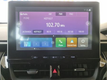 2026-Toyota-Corolla-Cross-18-XR-Hybrid_12
