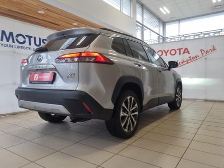 2026-Toyota-Corolla-Cross-18-XR-Hybrid_1