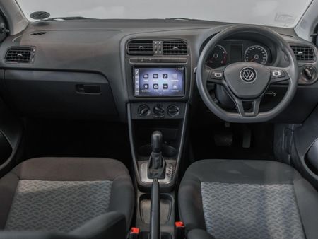 2025-Volkswagen-Polo-Vivo-16-Life_9