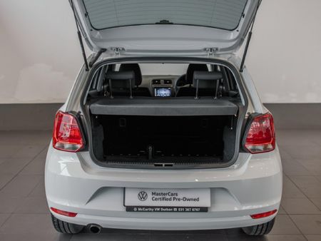 2025-Volkswagen-Polo-Vivo-16-Life_5