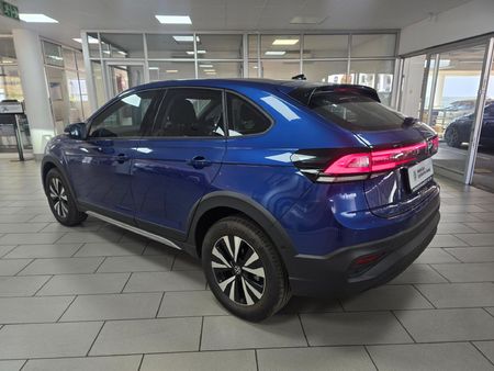 2026-Volkswagen-Taigo-10-TSI-Life-Auto_5