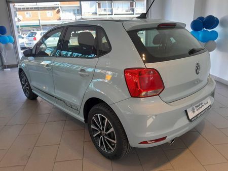 2026-Volkswagen-Polo-Vivo-14-Life_4