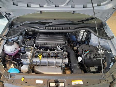2026-Volkswagen-Polo-Vivo-14-Life_8
