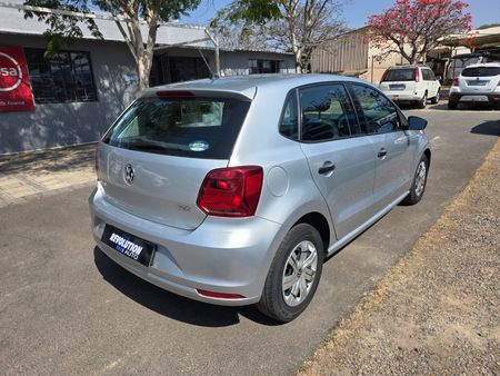 2017-Volkswagen-Polo-GP-12-TSI-Trendline-66kW_3
