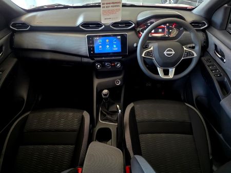 2026-Nissan-Magnite-10T-Acenta_17