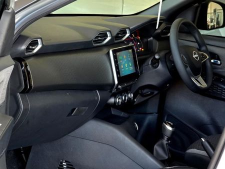2026-Nissan-Magnite-10T-Acenta_16