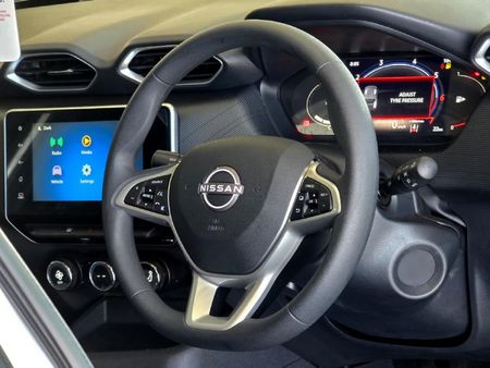 2026-Nissan-Magnite-10T-Acenta_4