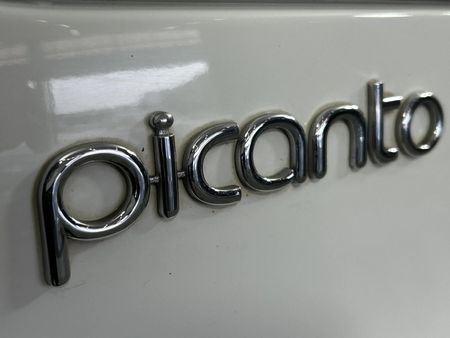 2015-Kia-Picanto-12-EX_12