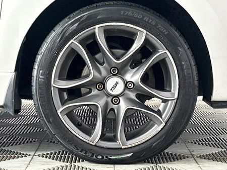 2015-Kia-Picanto-12-EX_17
