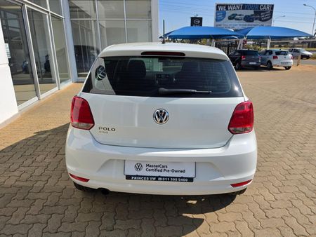 2020-Volkswagen-Polo-Vivo-16-Comfortline-Auto-5-dr_3