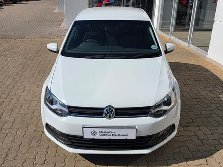 2020-Volkswagen-Polo-Vivo-16-Comfortline-Auto-5-dr_7