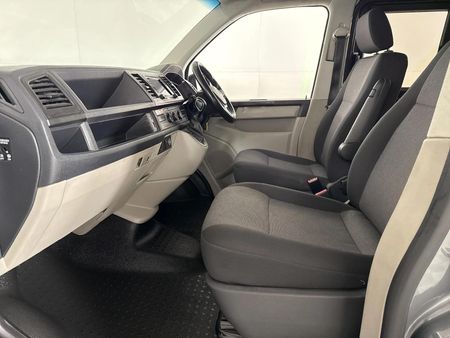 2019-Volkswagen-Transporter-20-BiTDI-Crew-Bus-LWB-132kW-4Motion-Auto_9