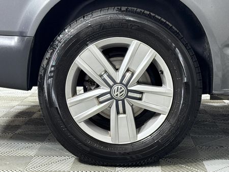 2019-Volkswagen-Transporter-20-BiTDI-Crew-Bus-LWB-132kW-4Motion-Auto_16