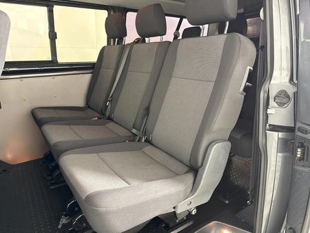 2019-Volkswagen-Transporter-20-BiTDI-Crew-Bus-LWB-132kW-4Motion-Auto_8