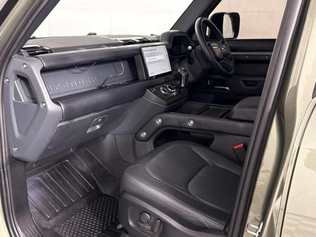 2023-Land-Rover-Defender-110-D300-HSE-X-Dynamic_9
