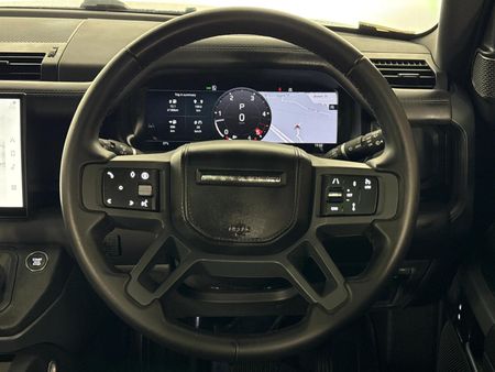 2023-Land-Rover-Defender-110-D300-HSE-X-Dynamic_14