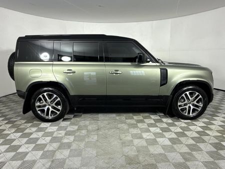 2023-Land-Rover-Defender-110-D300-HSE-X-Dynamic_3