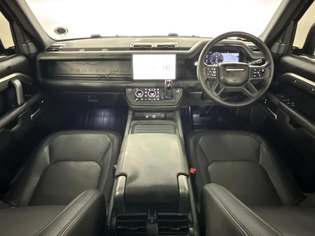 2023-Land-Rover-Defender-110-D300-HSE-X-Dynamic_6