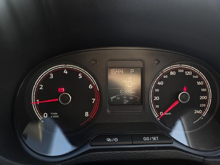 2026-Volkswagen-Polo-Vivo-16-Life_15