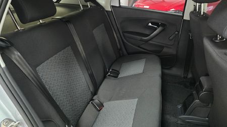 2026-Volkswagen-Polo-Vivo-16-Life_6