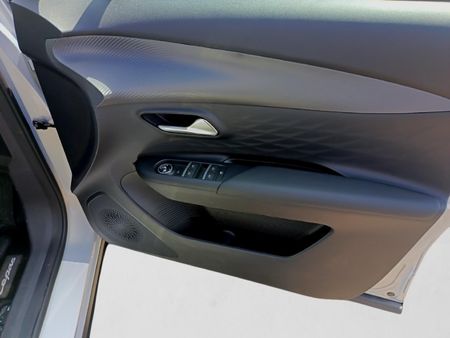 2026-Lepas-L4-15T-Pantera-Auto_13