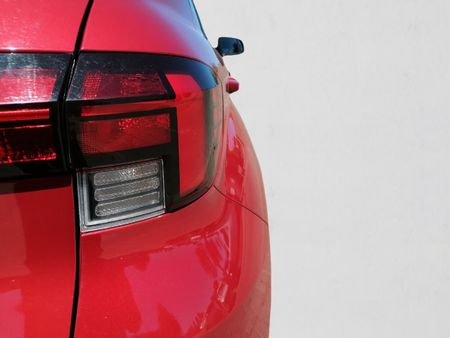 2024-Hyundai-Venue-12-Motion_11