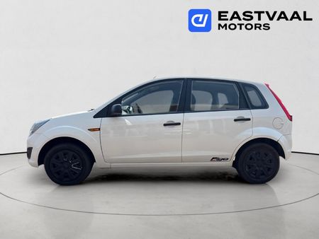 2015-Ford-Figo-14-TDCi-Ambiente_3