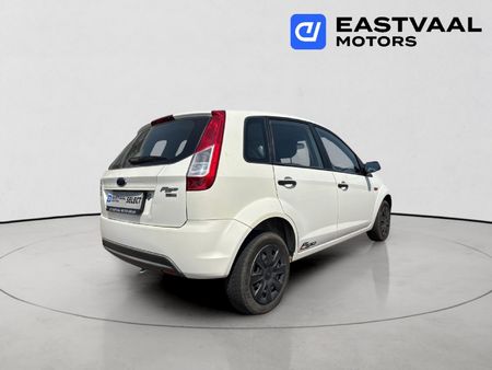 2015-Ford-Figo-14-TDCi-Ambiente_6