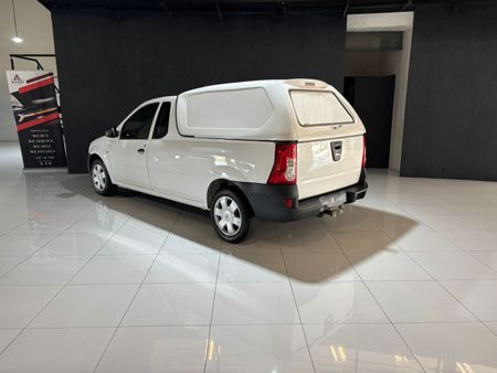 2023-Nissan-NP200-16-AC-Safety-Pack_4