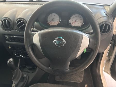 2023-Nissan-NP200-16-AC-Safety-Pack_9