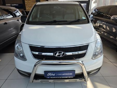 2013-Hyundai-H-1-25-CRDi-Multicab-Auto-6-seat_2