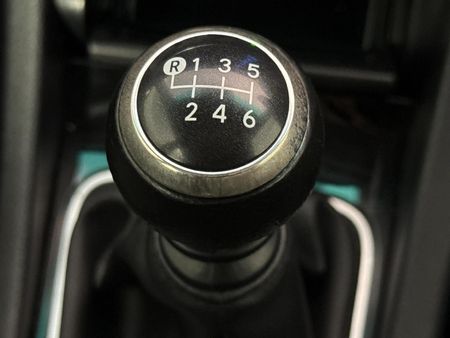 2021-Toyota-Corolla-Quest-18-Plus_11