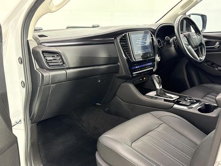 2024-Isuzu-Mu-x-30D-Onyx-4x4-Auto_9