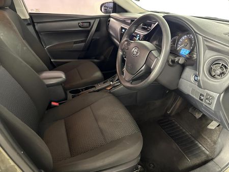 2022-Toyota-Corolla-Quest-18-Auto_10