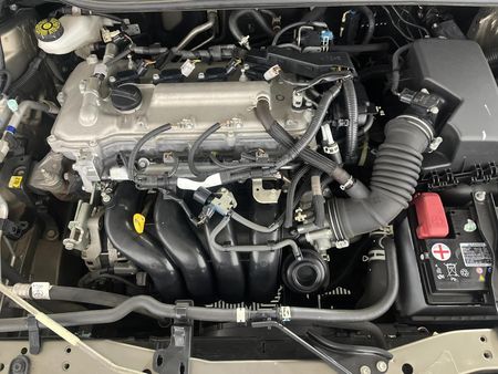 2022-Toyota-Corolla-Quest-18-Auto_13