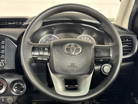 2020-Toyota-Hilux-24-GD-6-SRX-4x4-Auto-Double-Cab_13