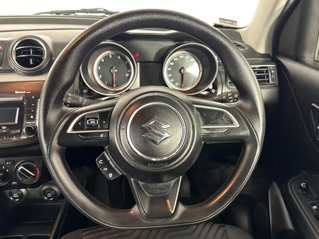 2019-Suzuki-Swift-12-GL-Auto_13