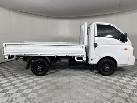 2026-Hyundai-H100-Bakkie-26D-Dropside_3