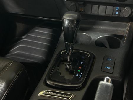 2026-Toyota-Hilux-28-GD-6-RB-Legend-55-4x4-Auto-Extended-Cab_20