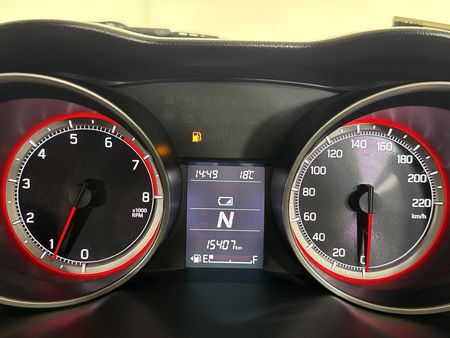 2024-Suzuki-Swift-12-GLX-Auto_7